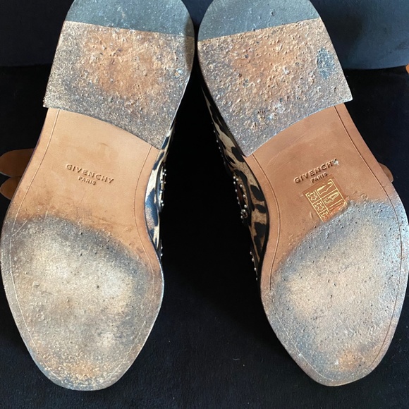 GIVENCHY STUDDED LEOPARD PRINT ANKLE BOOTS - Picture 4 of 9